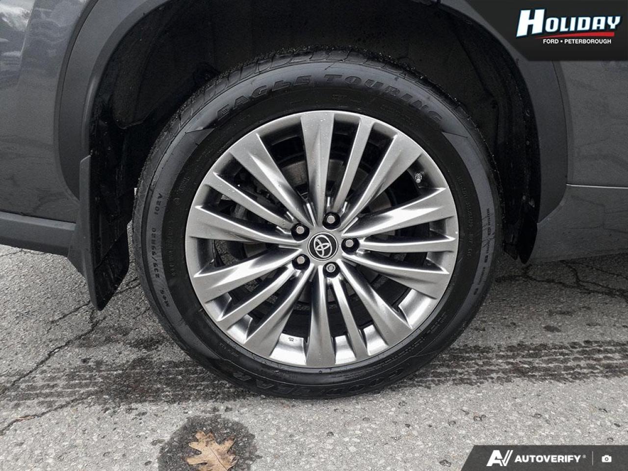 2023 Toyota Highlander Platinum Photo