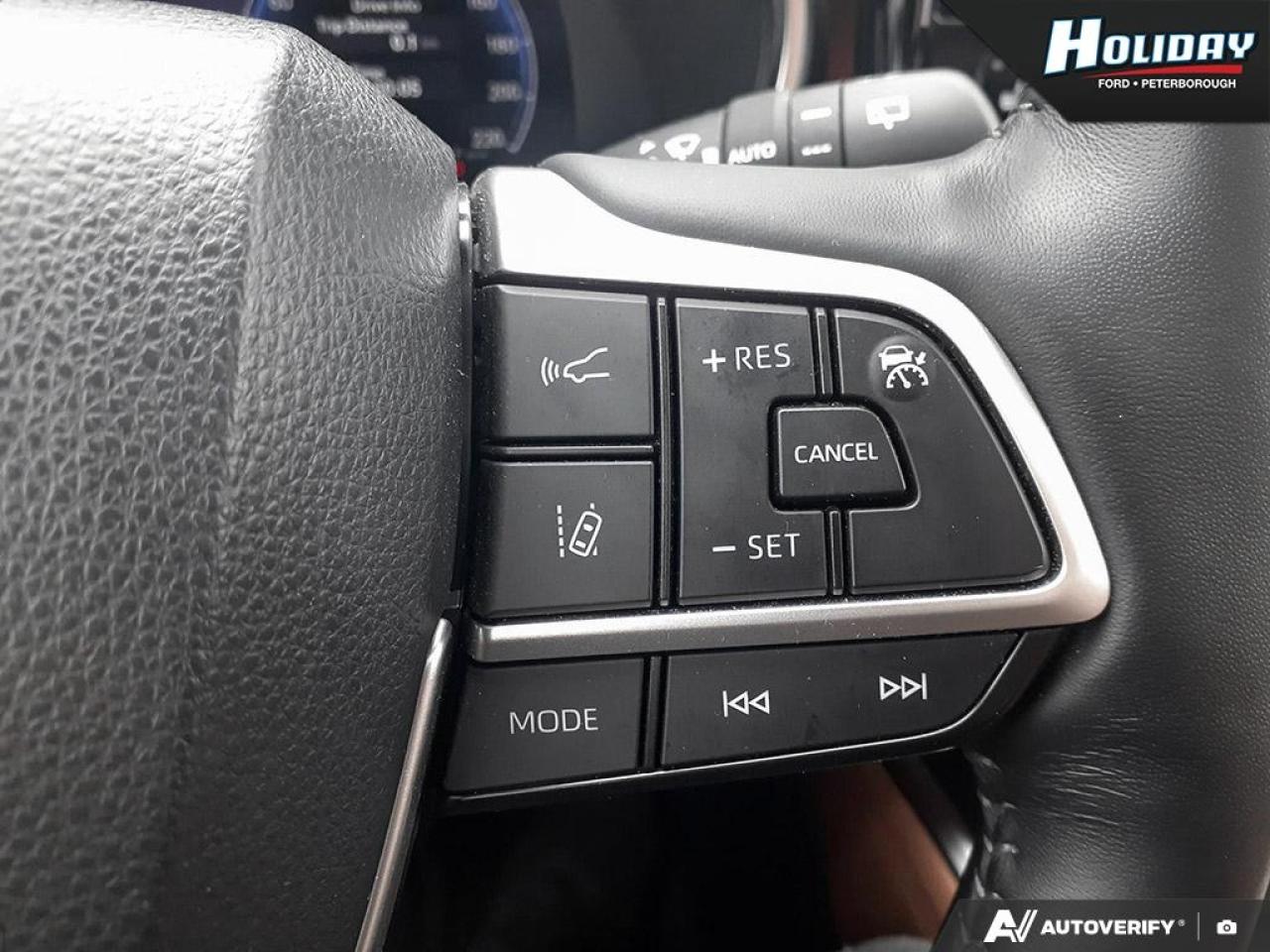 2023 Toyota Highlander Platinum Photo