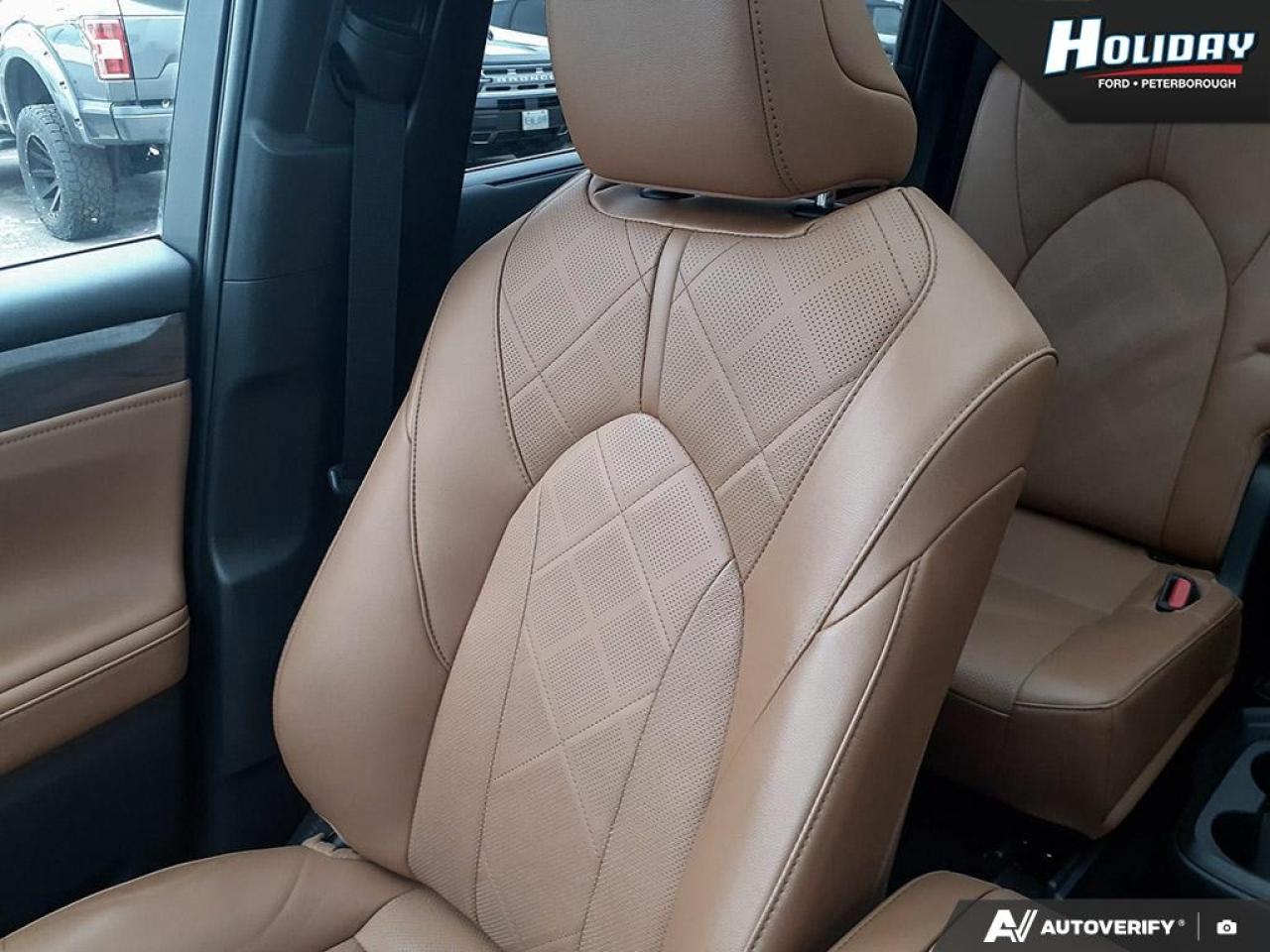 2023 Toyota Highlander Platinum Photo