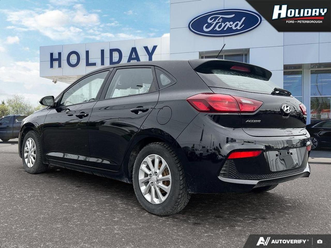 2020 Hyundai Accent Preferred Photo3