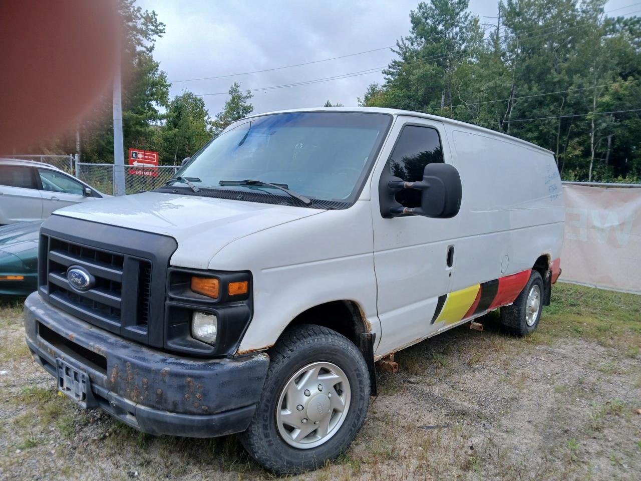 Used 2011 Ford Econoline E-250 for sale in North Bay, ON