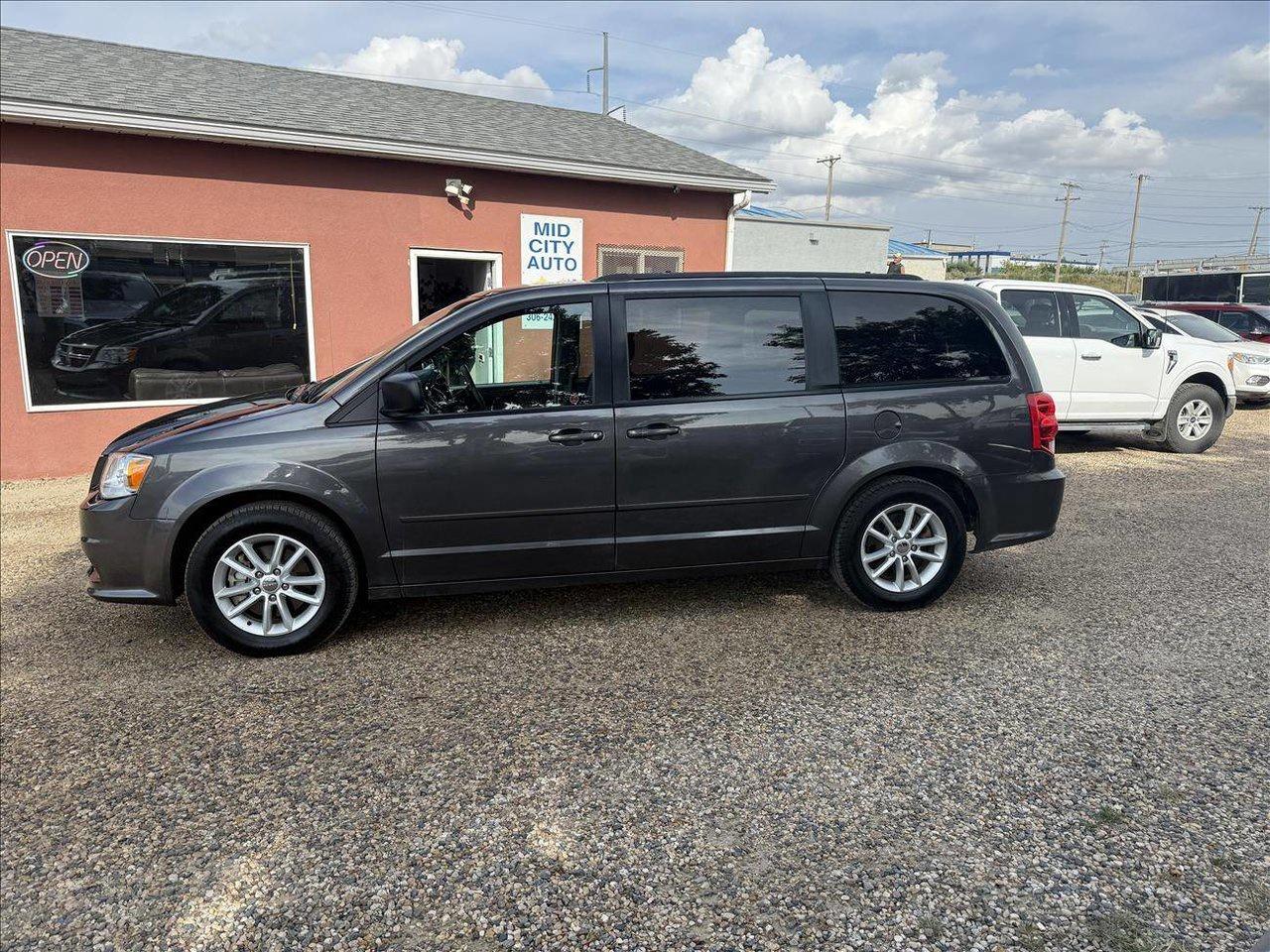 Used 2017 Dodge Grand Caravan SXT for sale in Saskatoon, SK
