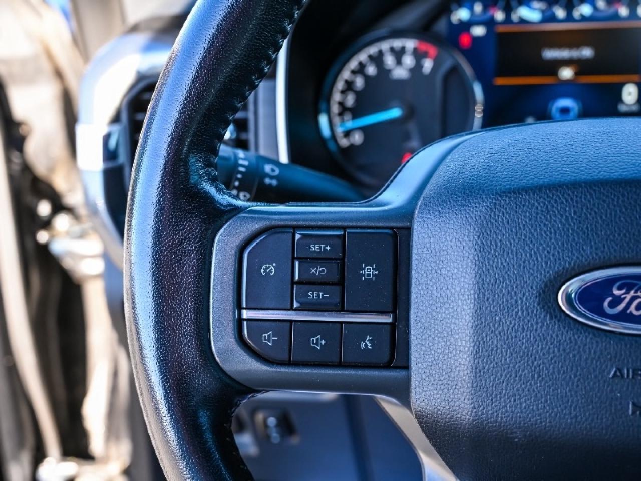 2022 Ford F-150 XLT Photo