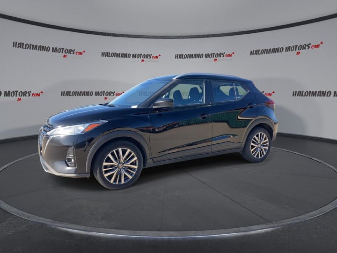 2021 Nissan Kicks SV Photo