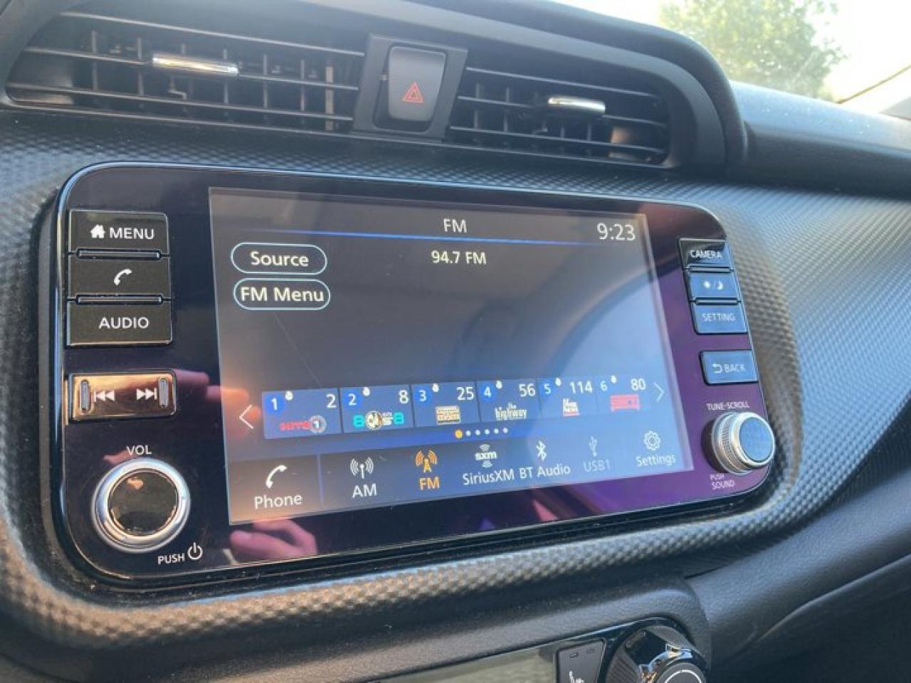 2021 Nissan Kicks SV Photo