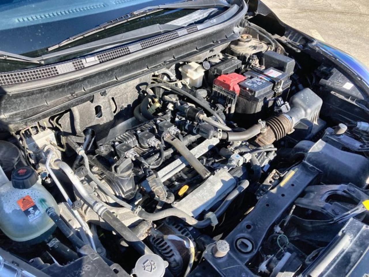 2021 Nissan Kicks SV Photo