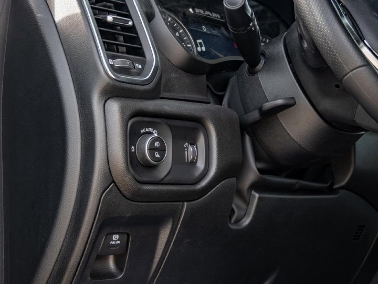 2025 RAM 1500 TRADESMAN Photo