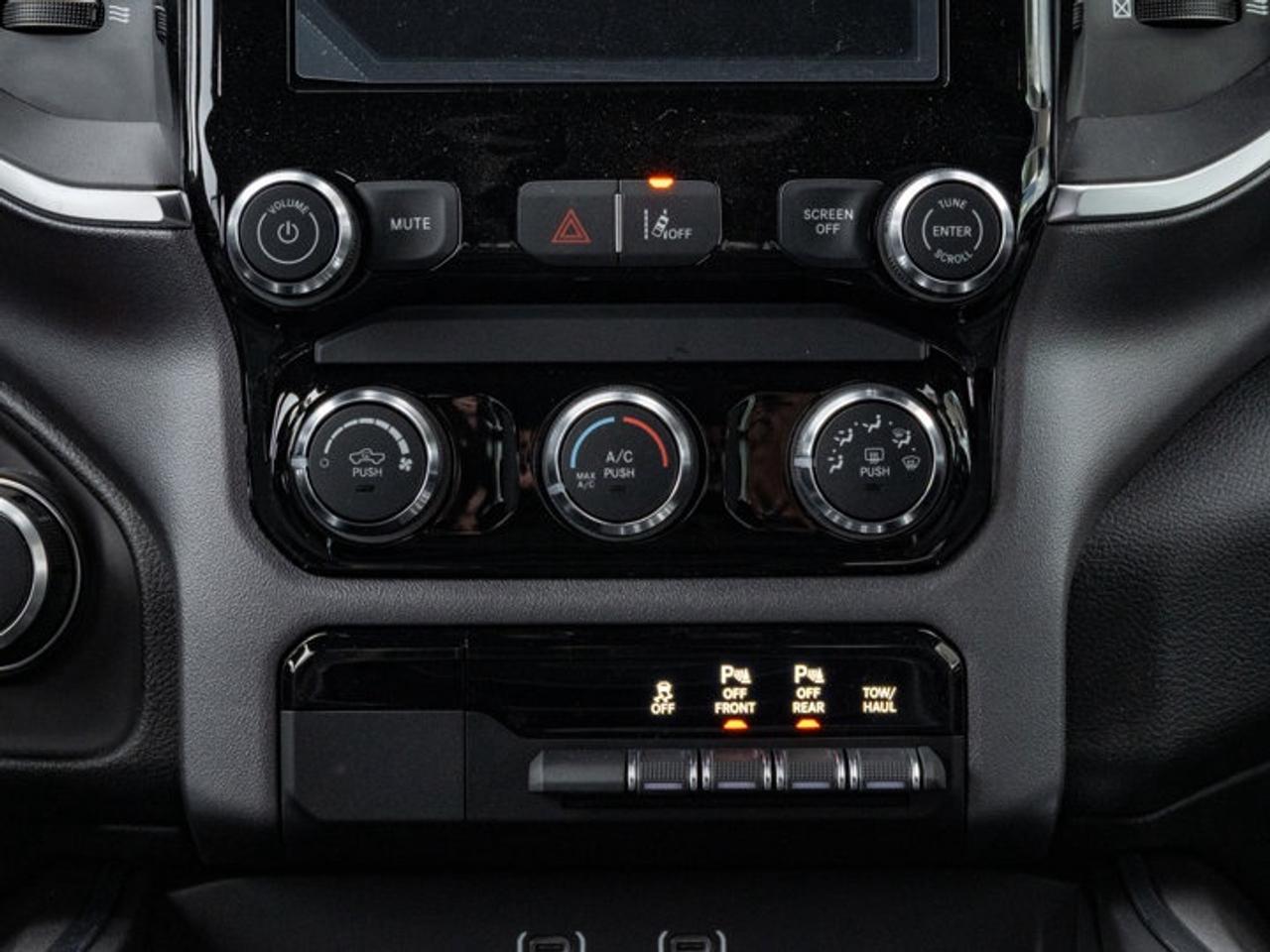 2026 RAM 1500 Express Photo