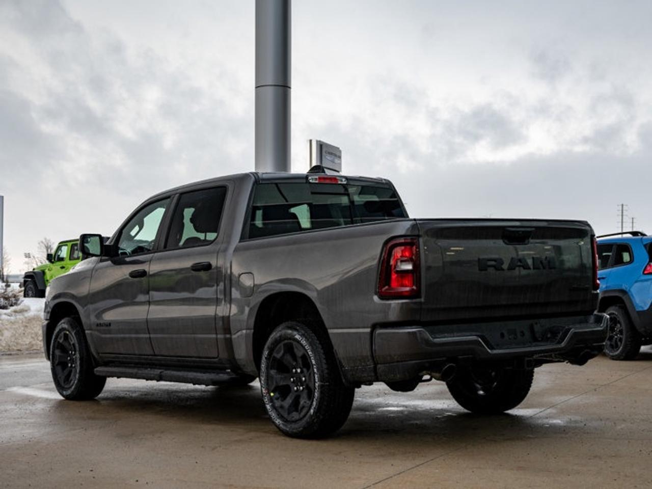 2026 RAM 1500 Express Photo