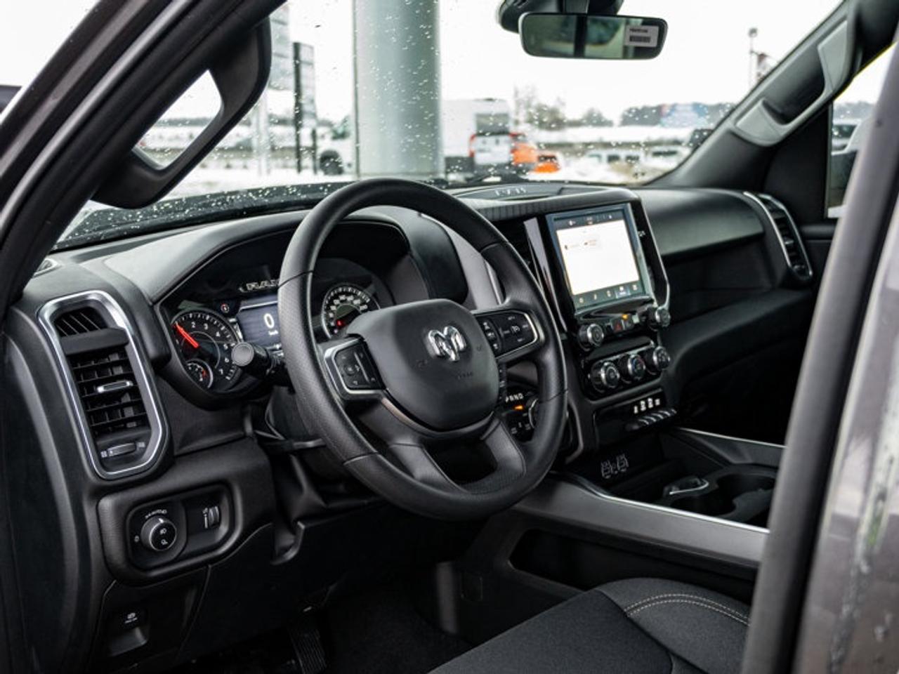 2026 RAM 1500 Express Photo