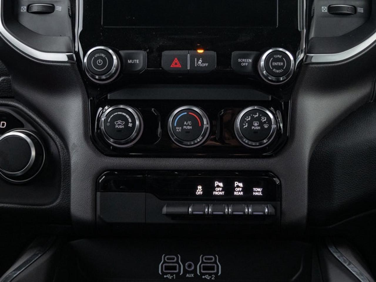 2026 RAM 1500 Express Photo