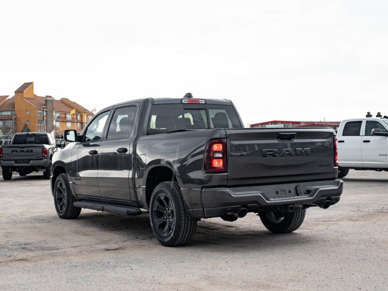 2026 RAM 1500 Express Photo