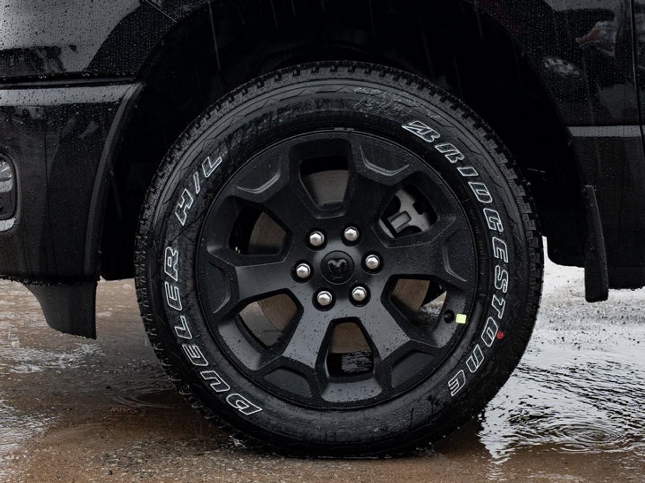 2026 RAM 1500 Express Photo