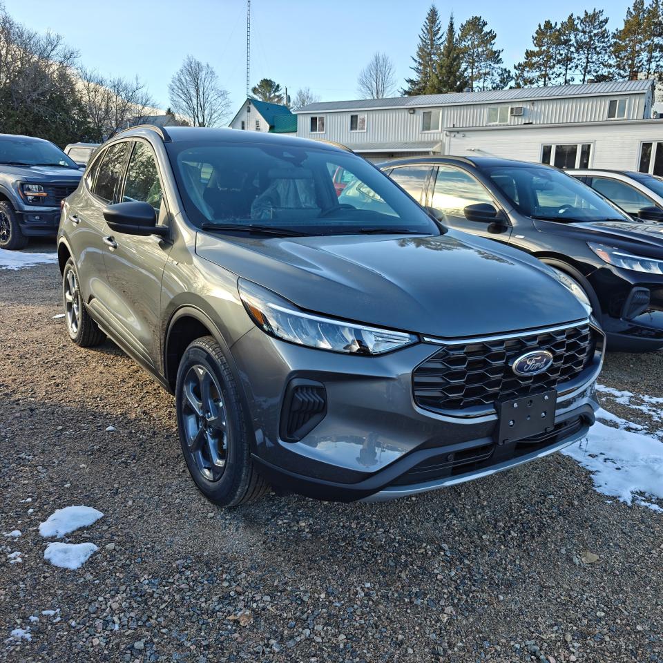 2025 Ford Escape ST-Line AWD Photo