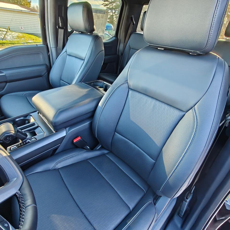 2025 Ford F-150 4X4 SUPERCREW LARIAT 501A Photo4