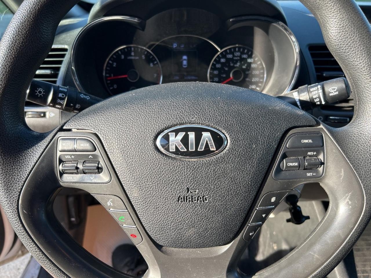 2018 Kia Forte LX+  ** GOOD  VALUE ** Photo