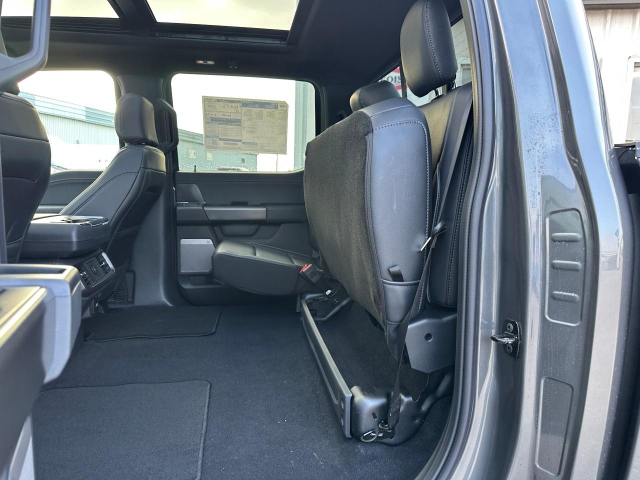 2025 Ford F-150 Lariat 4WD SuperCrew 5.5' Box Photo