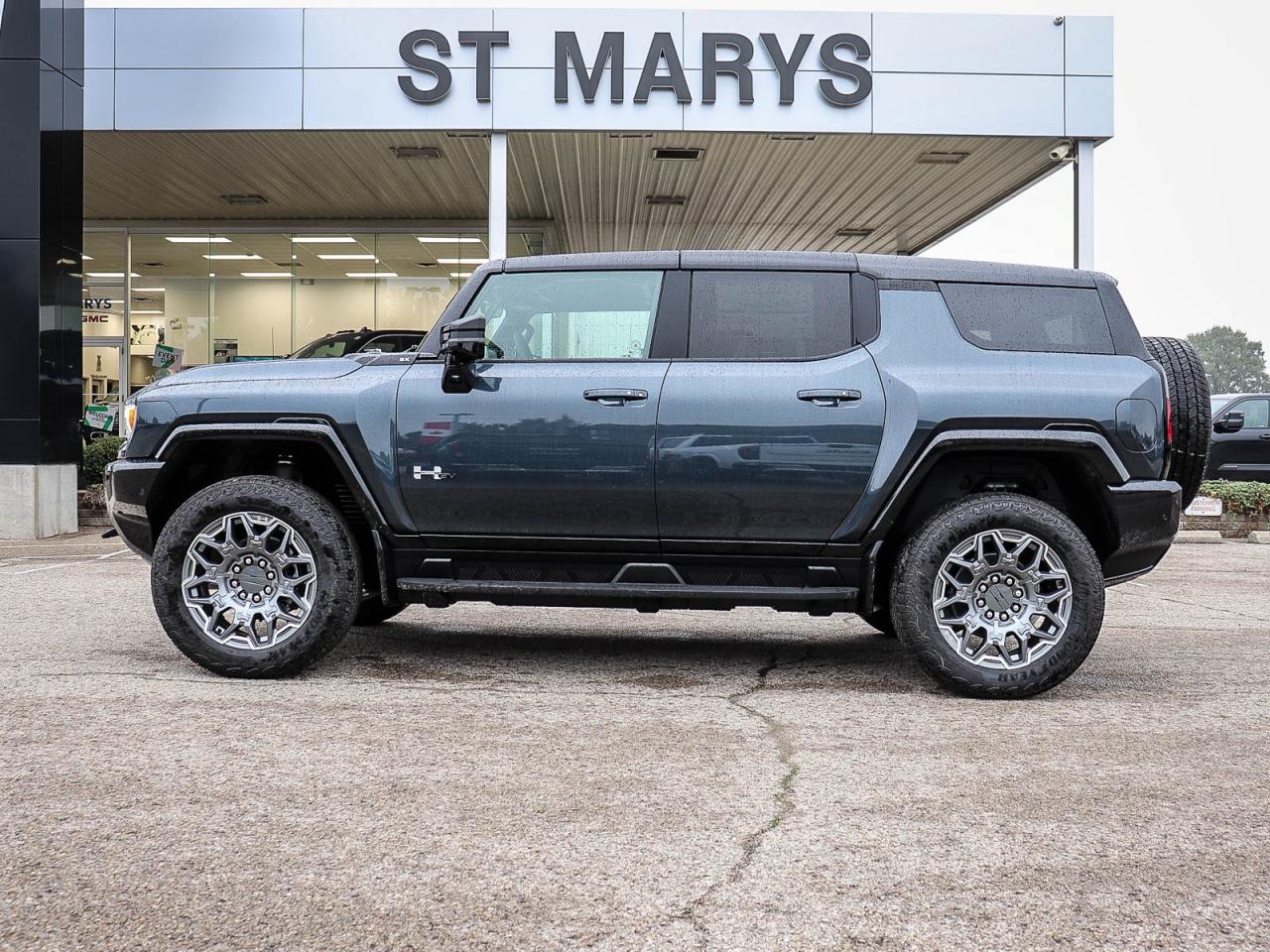 2026 GMC HUMMER EV SUV 3X Photo4