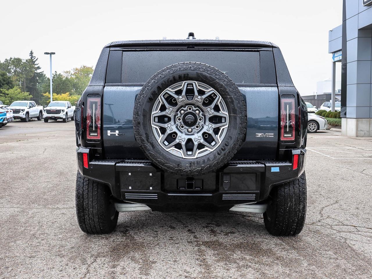 2026 GMC HUMMER EV SUV 3X Photo