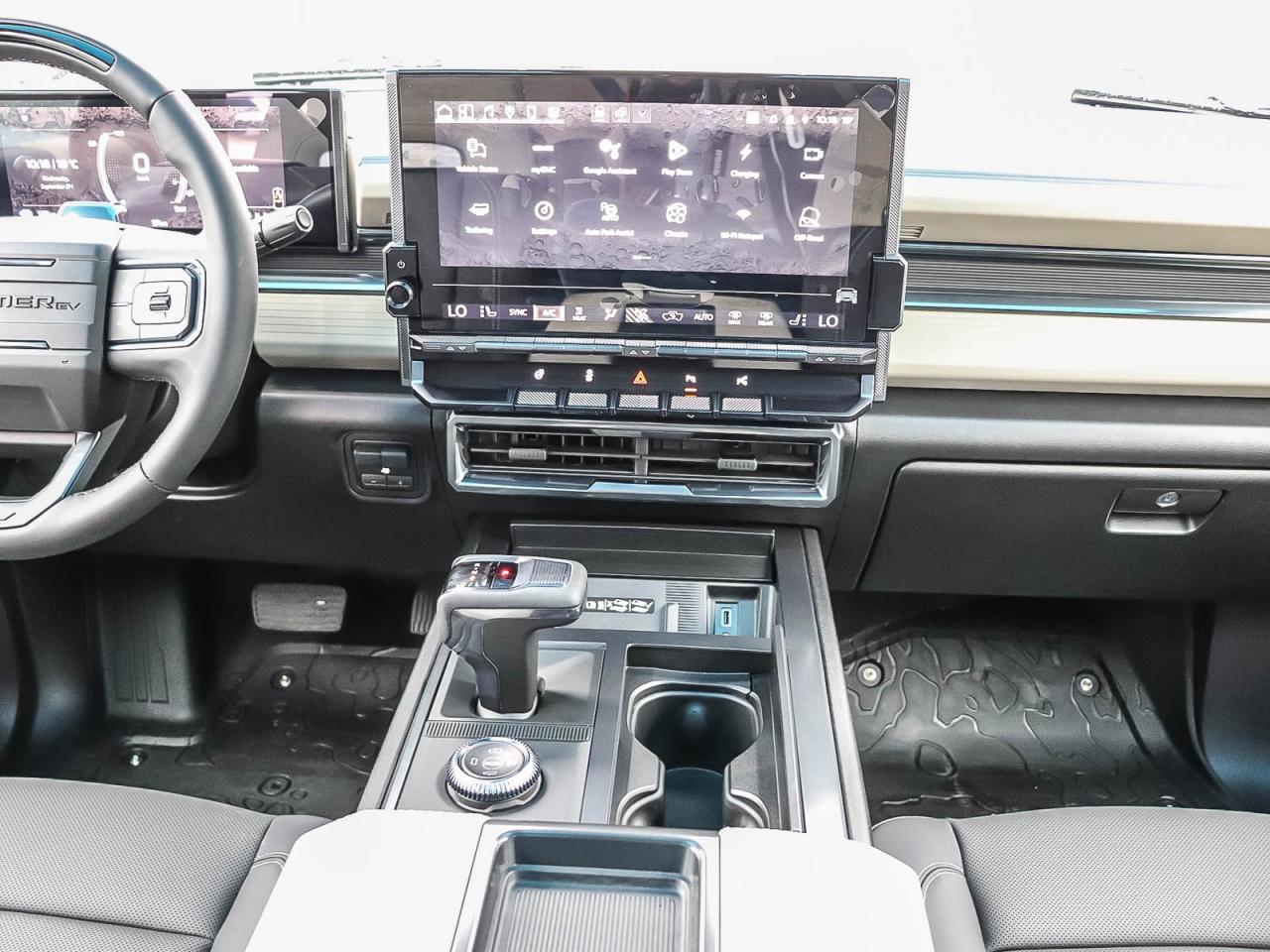 2026 GMC HUMMER EV SUV 3X Photo