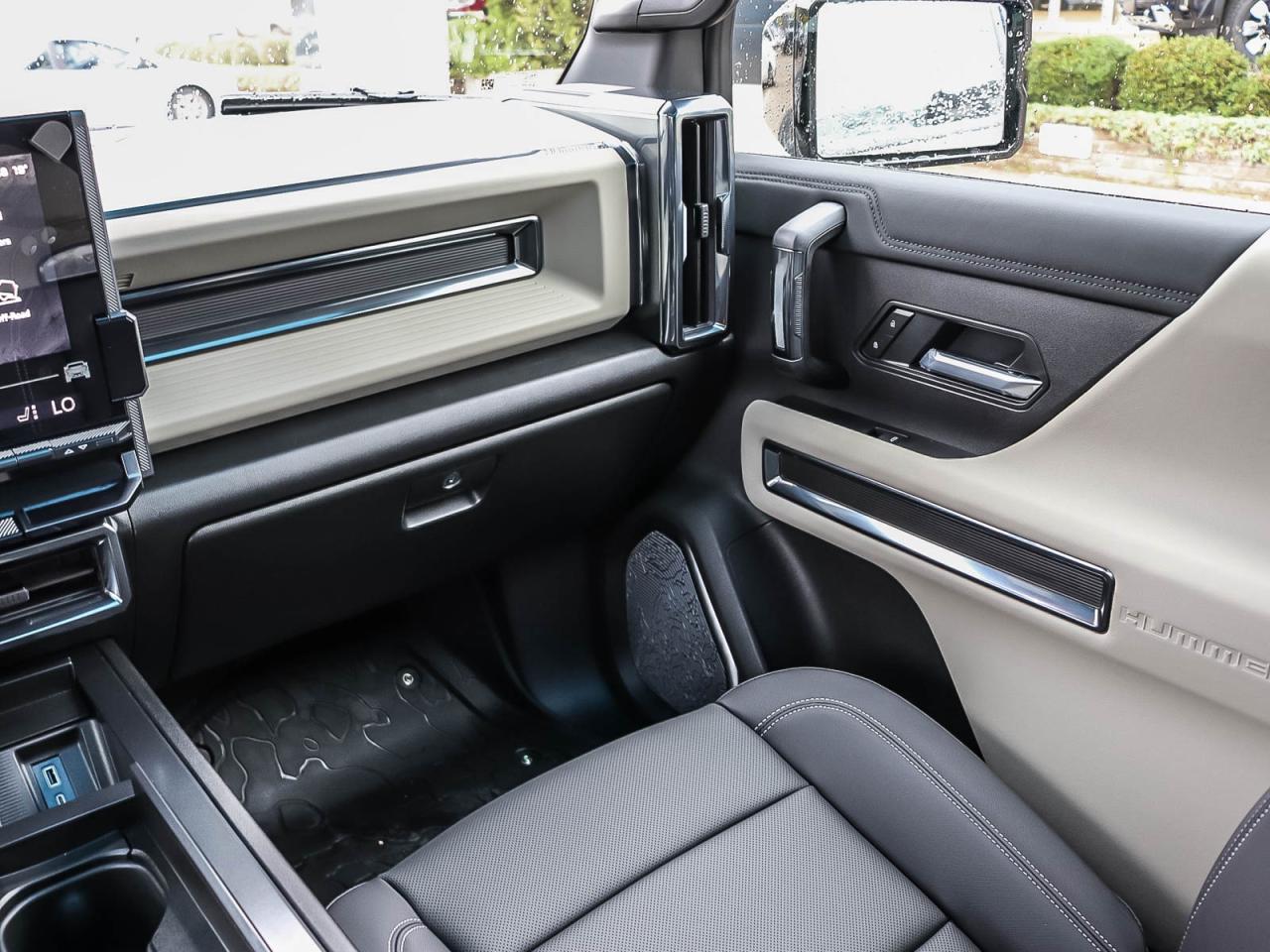 2026 GMC HUMMER EV SUV 3X Photo