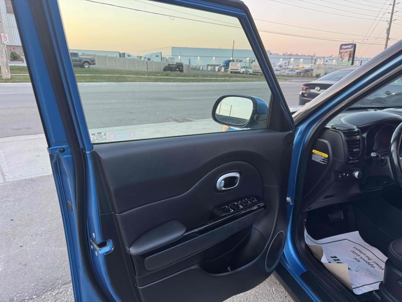 2018 Kia Soul PLUS - Photo #5