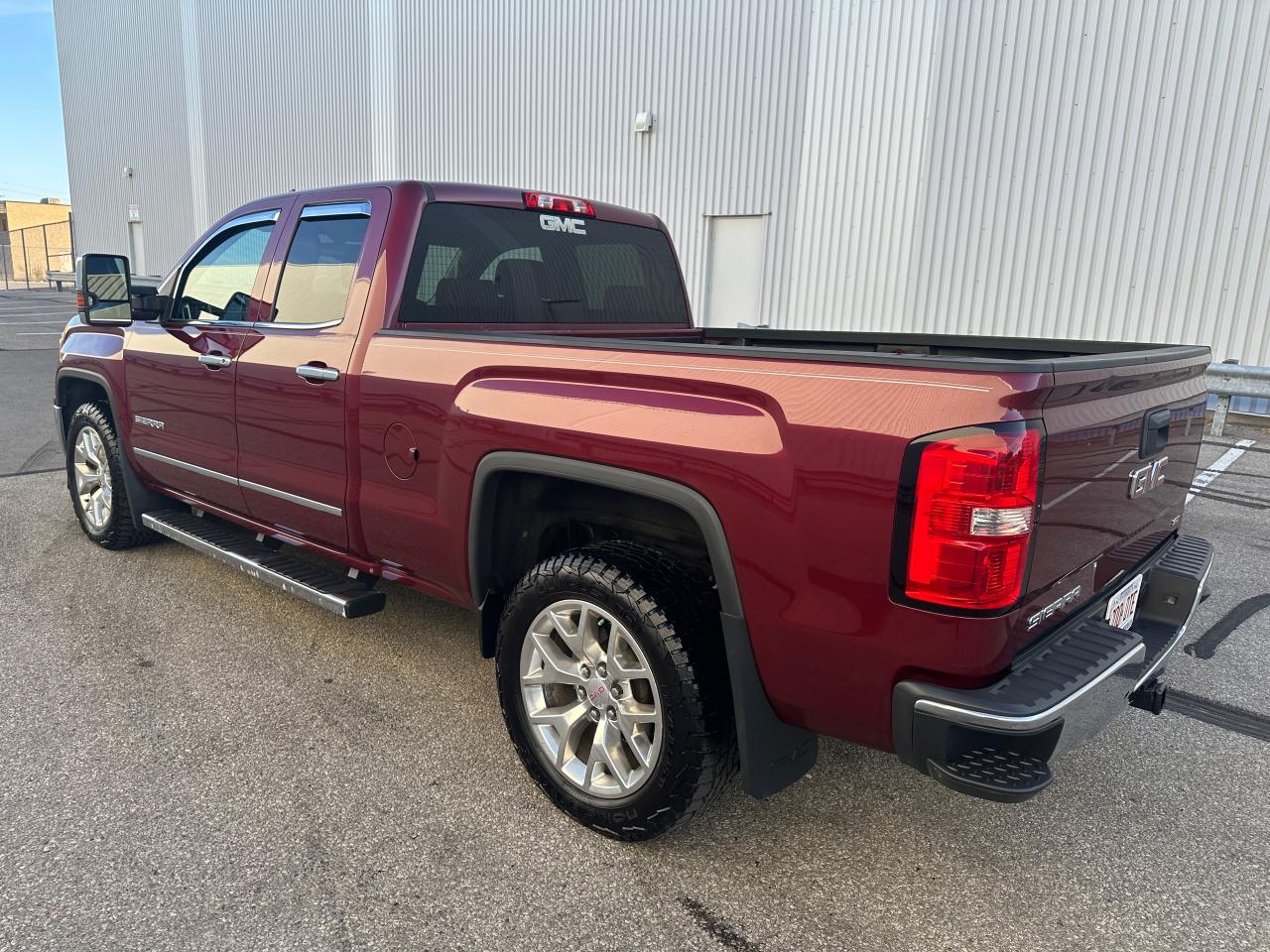 2015 GMC Sierra 1500 SLT LOADED ( EXTRA CLEAN ) Photo4