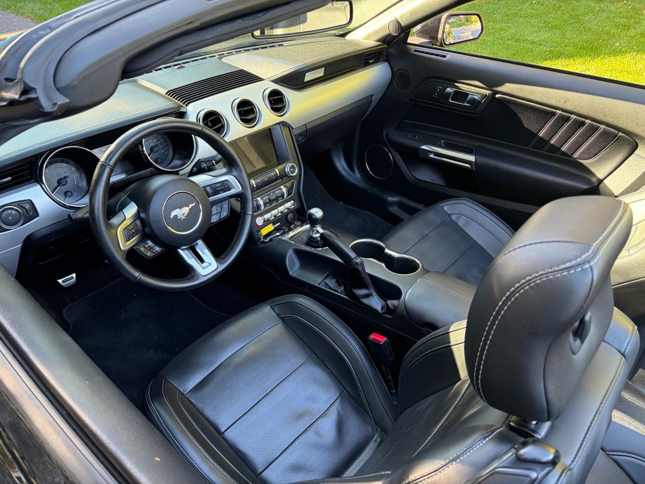 2017 Ford Mustang GT Premium - Photo #2