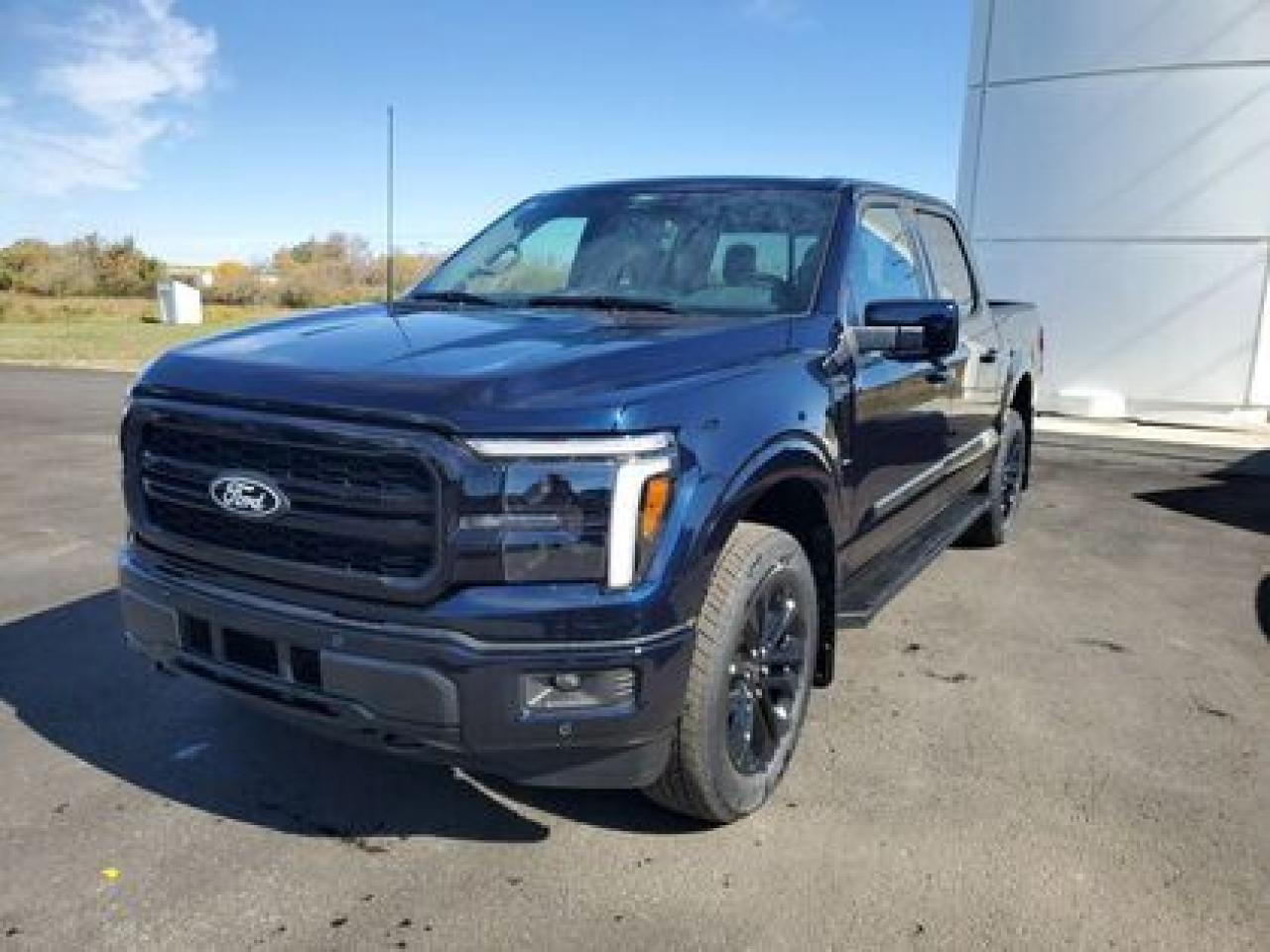 New 2025 Ford F-150 LARIAT W/ TWIN PANEL MOONROOF for sale in Moose Jaw, SK