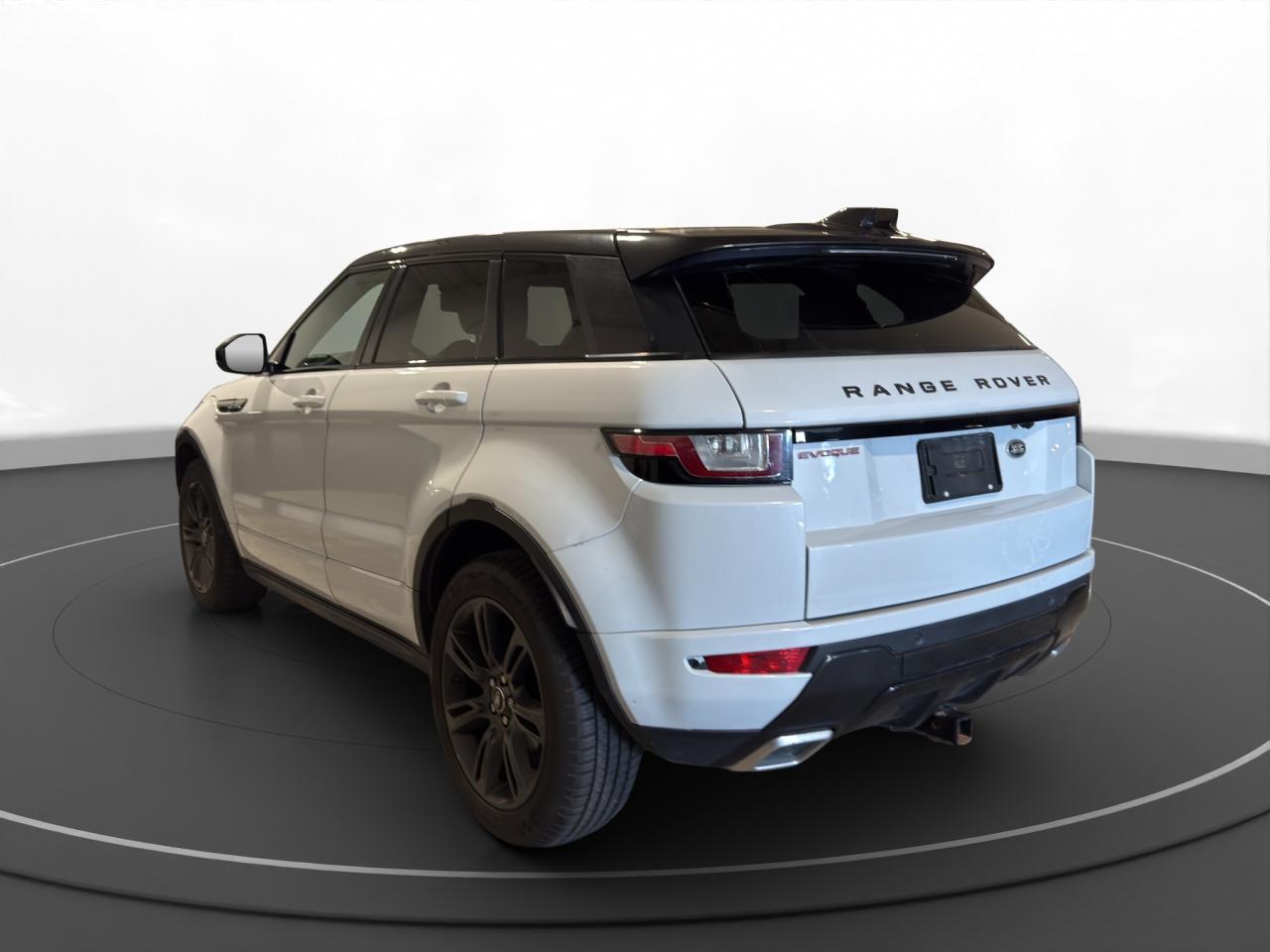 2019 Land Rover Range Rover Evoque Landmark Special Edition Photo4