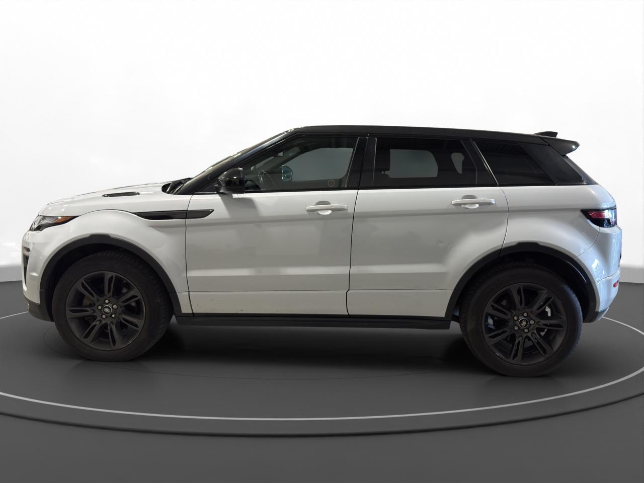 2019 Land Rover Range Rover Evoque Landmark Special Edition Photo3