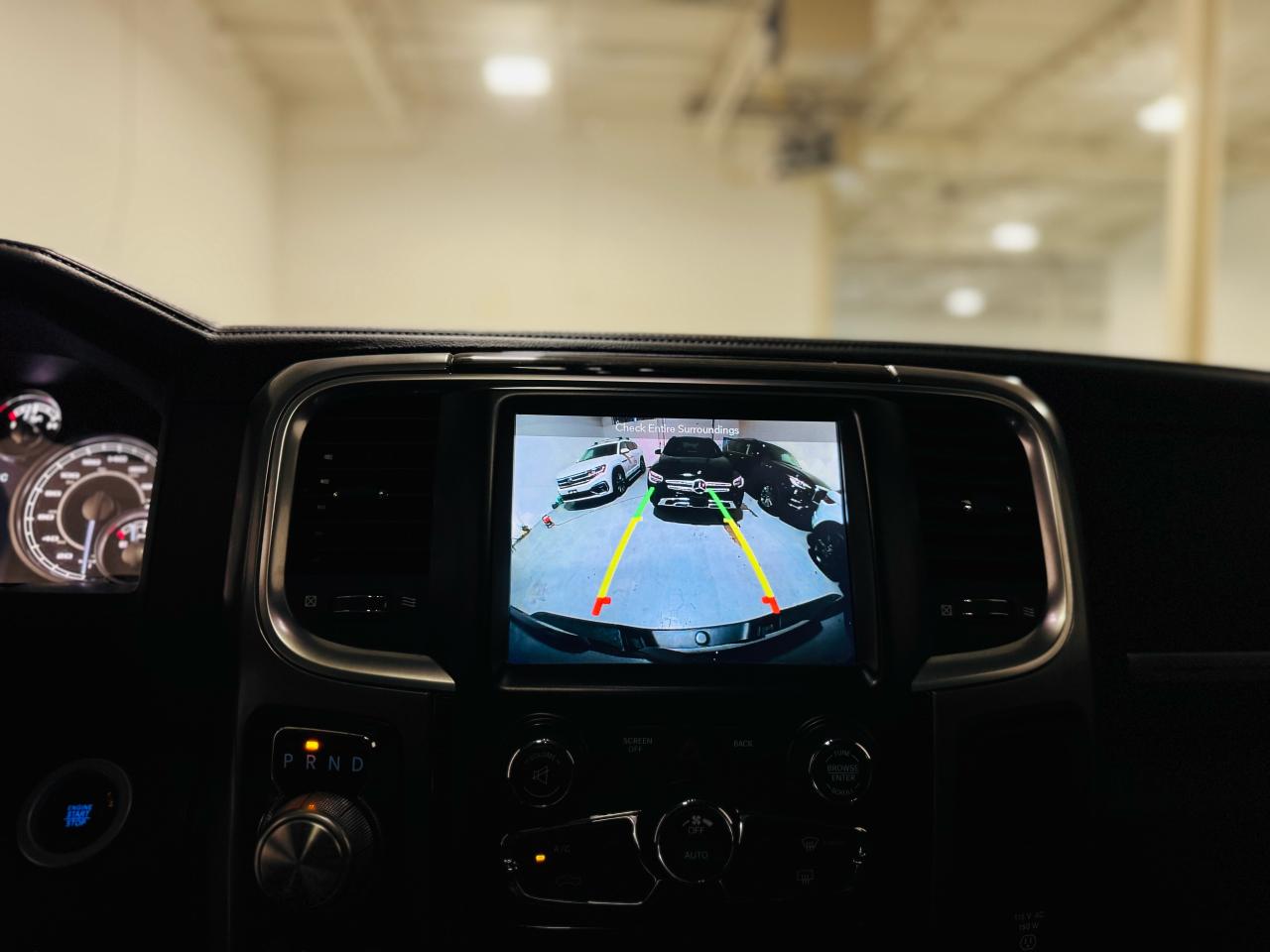 2018 RAM 1500 Limited 4x4 Crew Cab 5'7" Box *Ltd Avail* - Photo #9