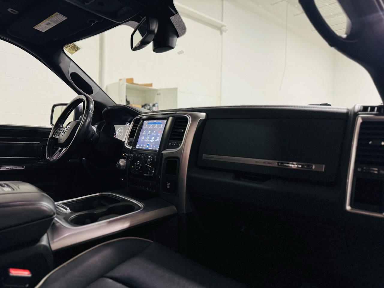 2018 RAM 1500 Limited 4x4 Crew Cab 5'7" Box *Ltd Avail* - Photo #21