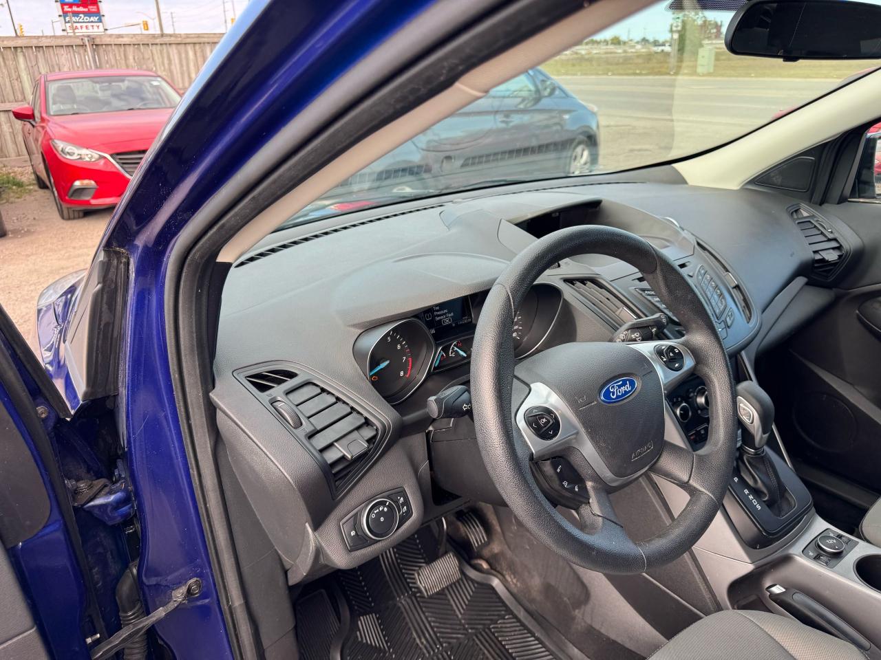 2016 Ford Escape SE, AUTO, 4 CYL, NEEDS TRANSMISSION REPAIR, AS IS - Photo #10