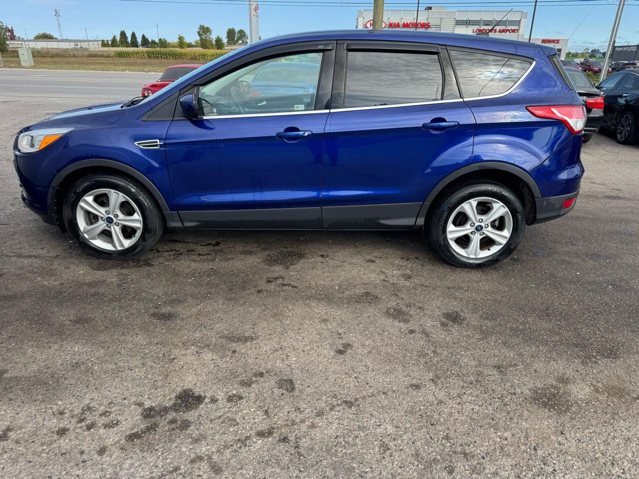 2016 Ford Escape SE, AUTO, 4 CYL, NEEDS TRANSMISSION REPAIR, AS IS - Photo #2