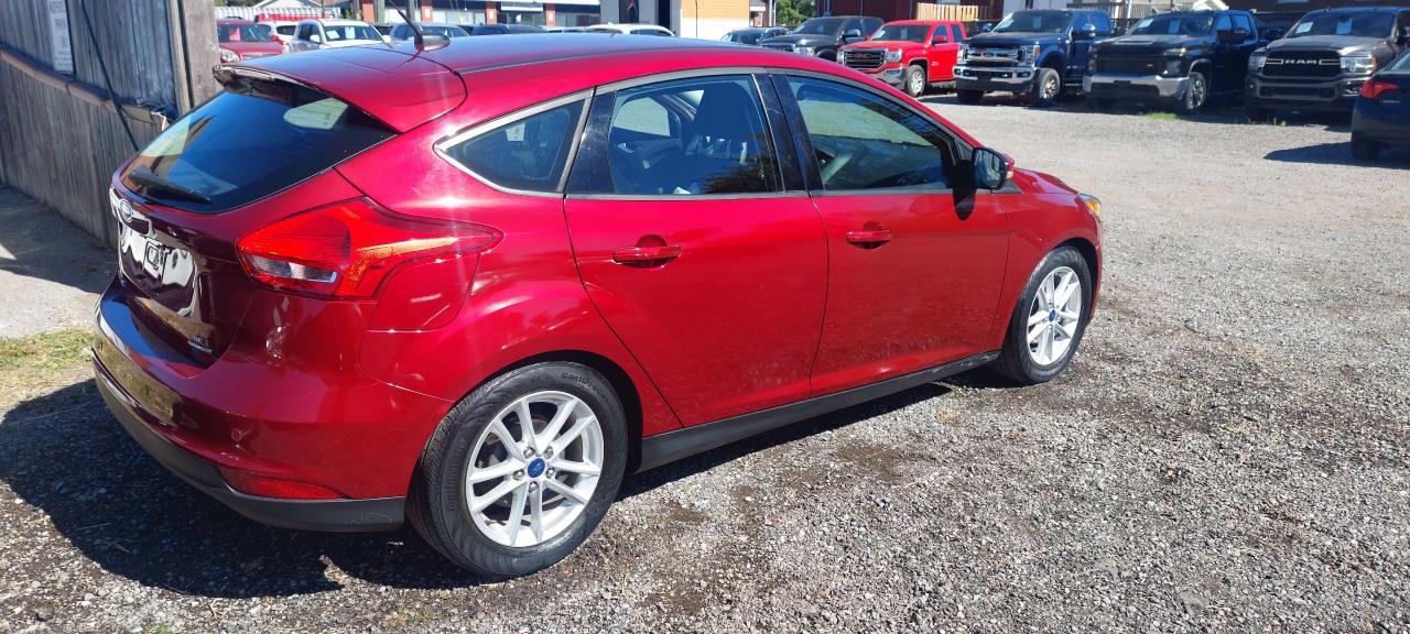 2015 Ford Focus SE - Photo #7