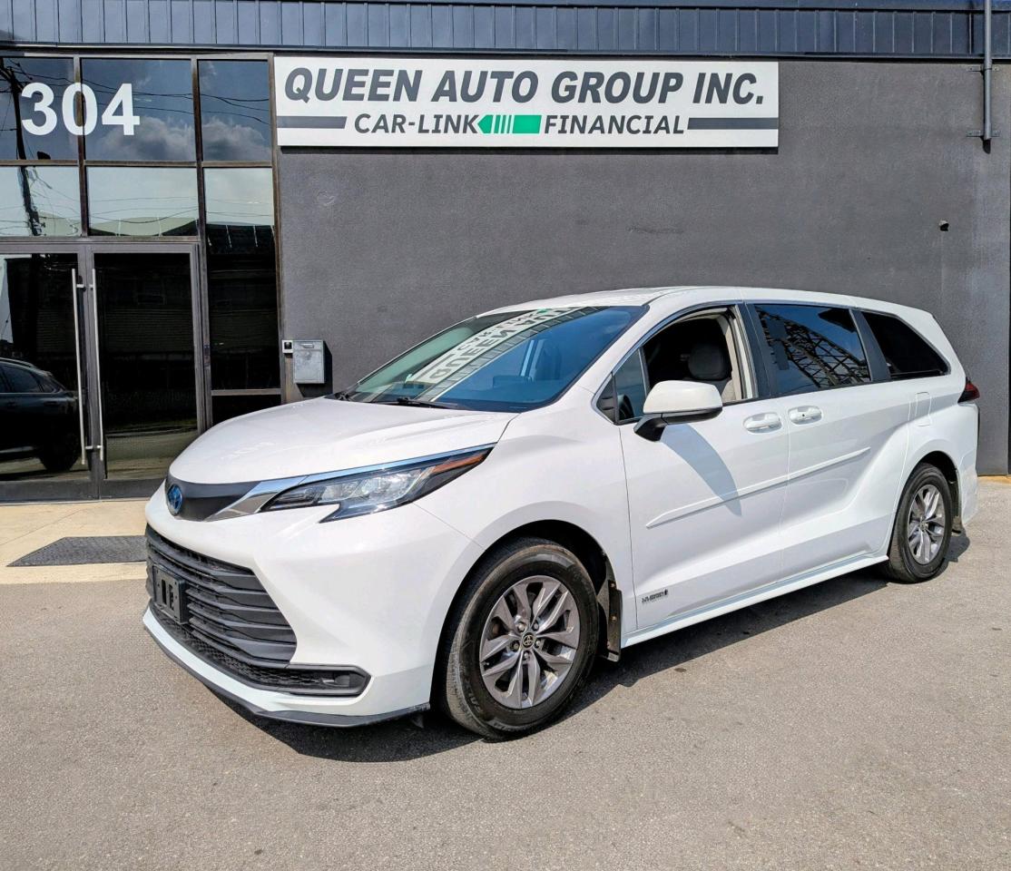 Used 2021 Toyota Sienna LE 8-Passenger AWD for sale in Toronto, ON