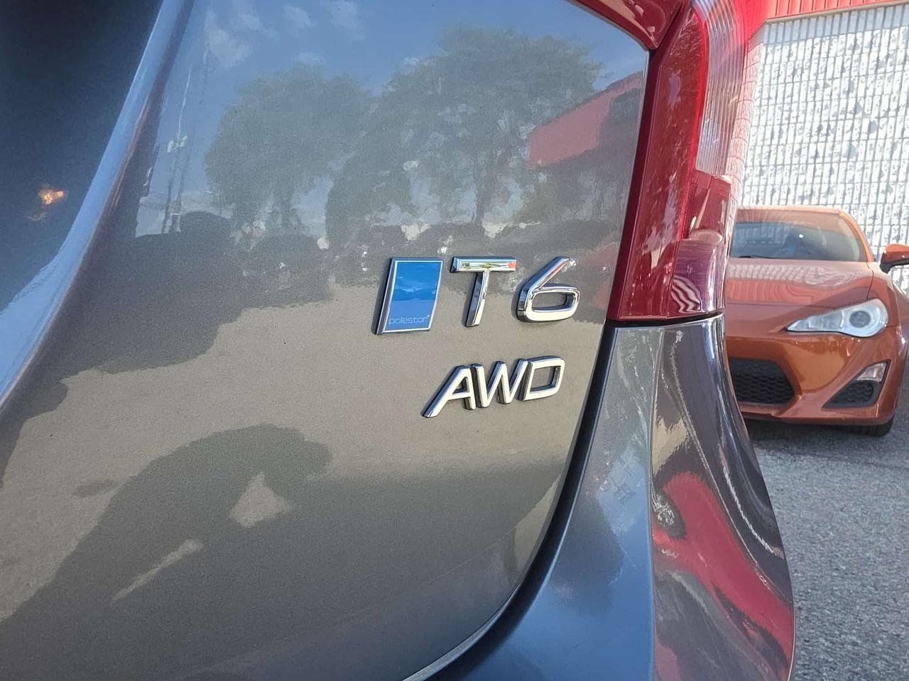 2018 Volvo S60 T6 AWD Dynamic Photo
