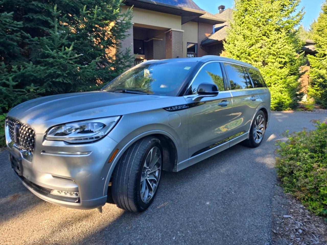 2020 Lincoln Aviator 