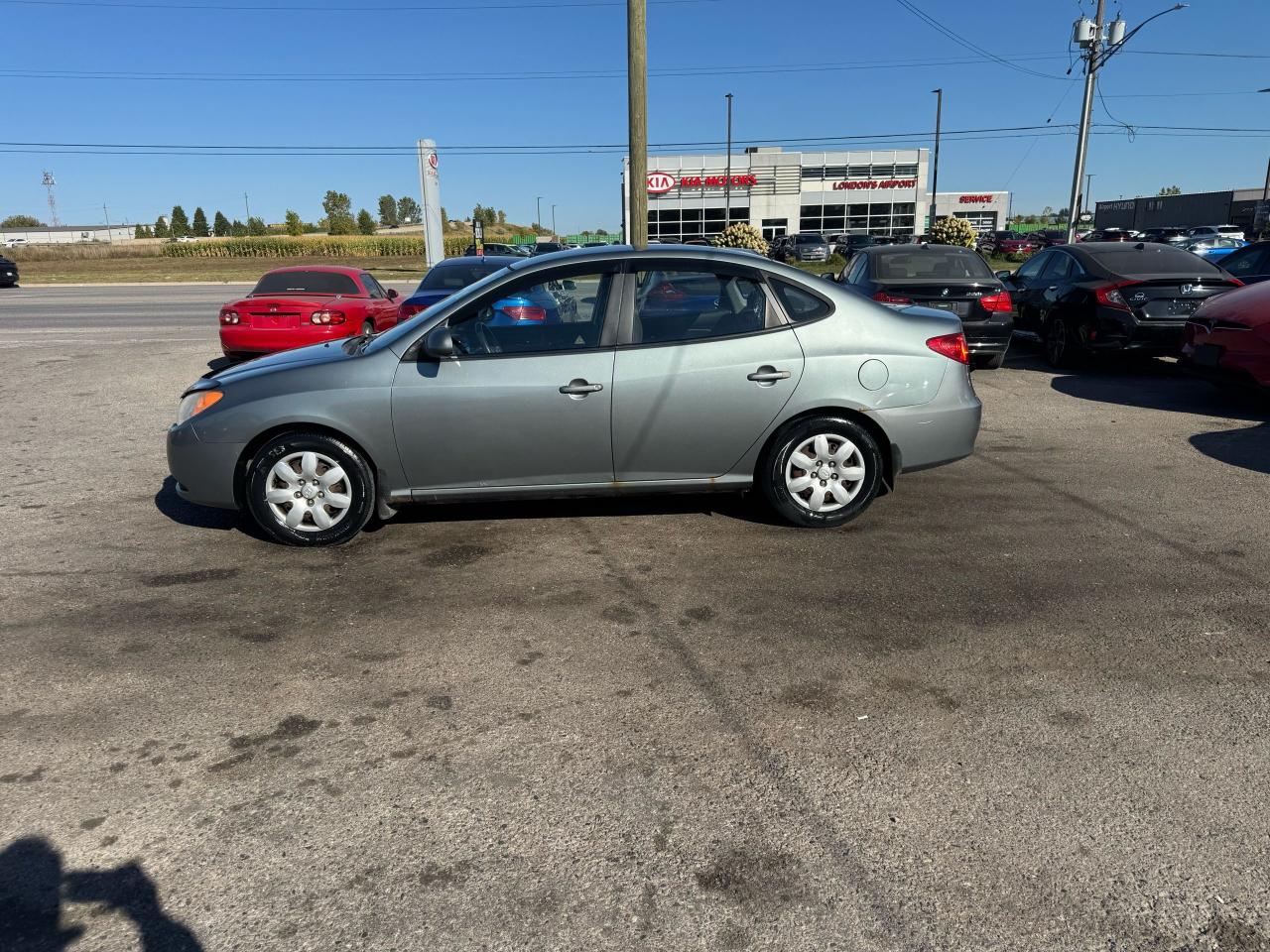 2010 Hyundai Elantra GL - Photo #2