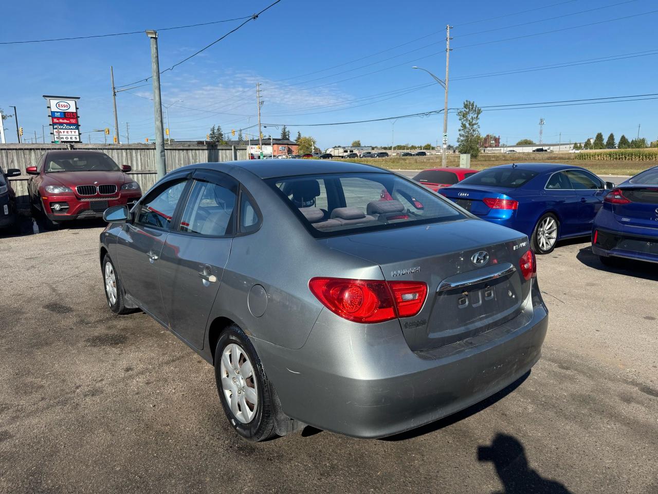 2010 Hyundai Elantra GL - Photo #3