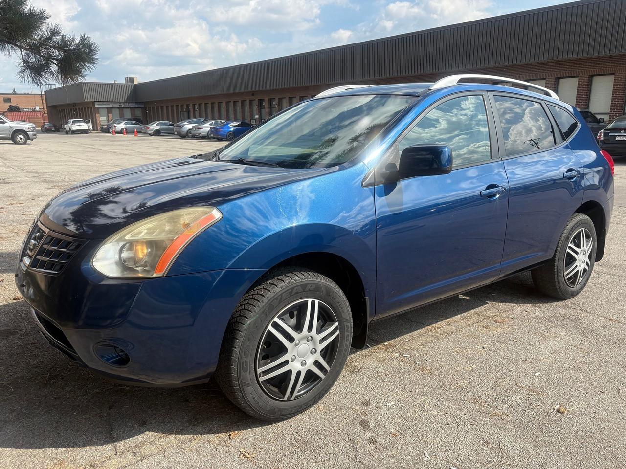 2009 Nissan Rogue SL - Photo #1