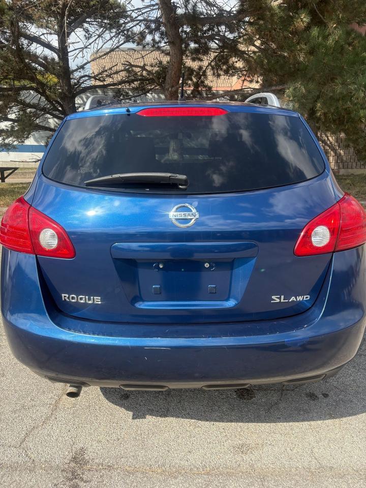 2009 Nissan Rogue SL - Photo #3