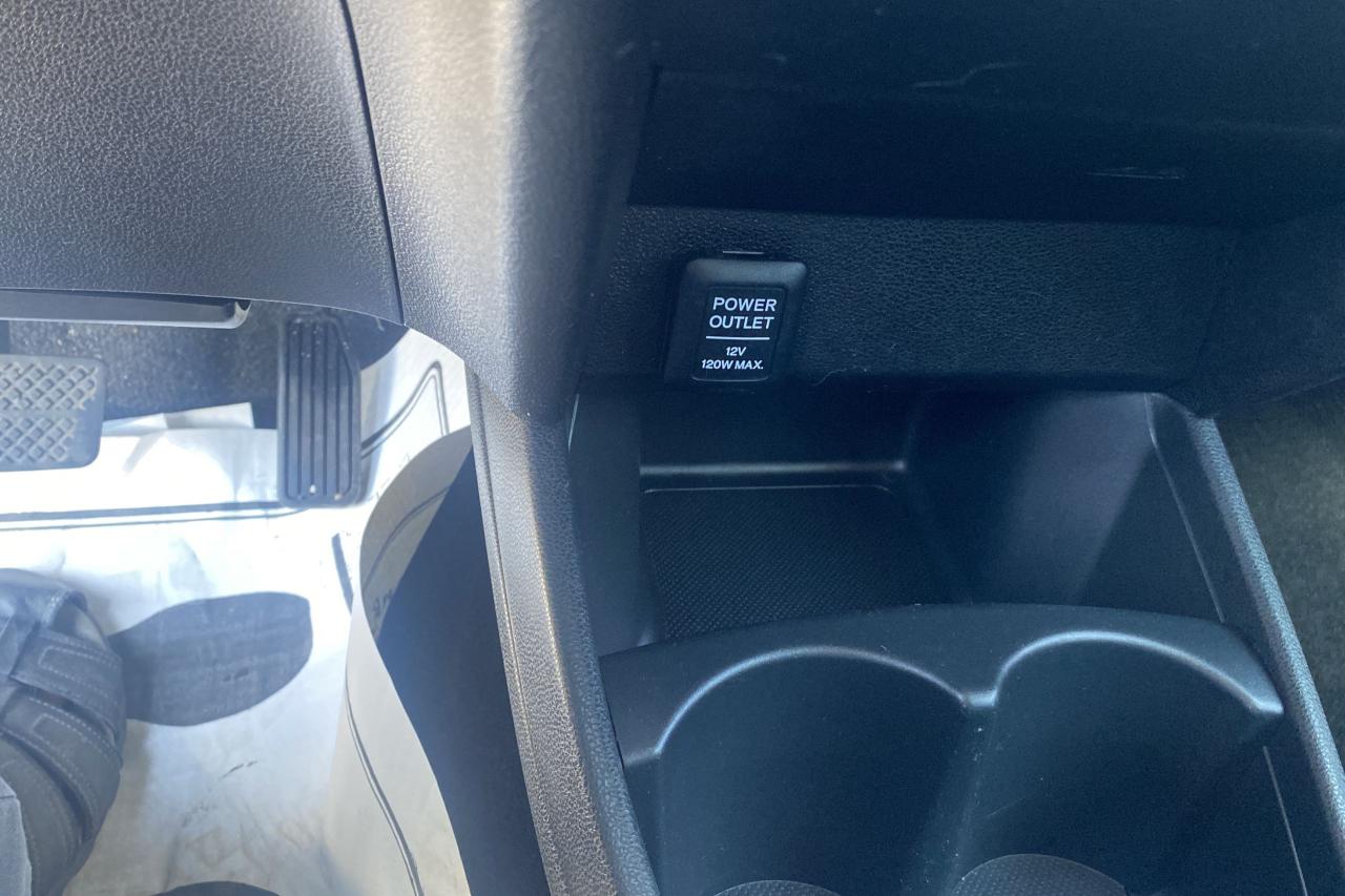 2012 Honda Fit Sport-Rebuilt title - Photo #18