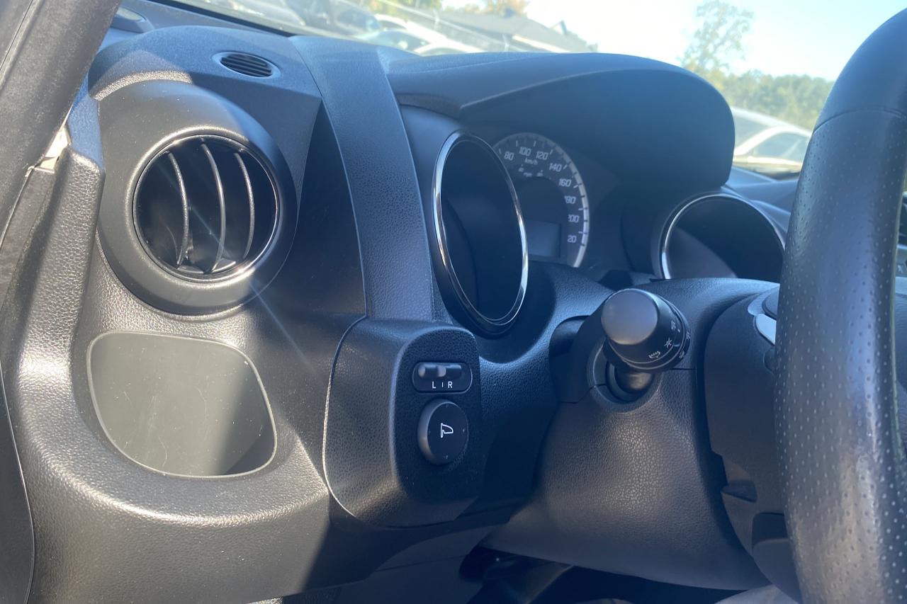 2012 Honda Fit Sport-Rebuilt title - Photo #21