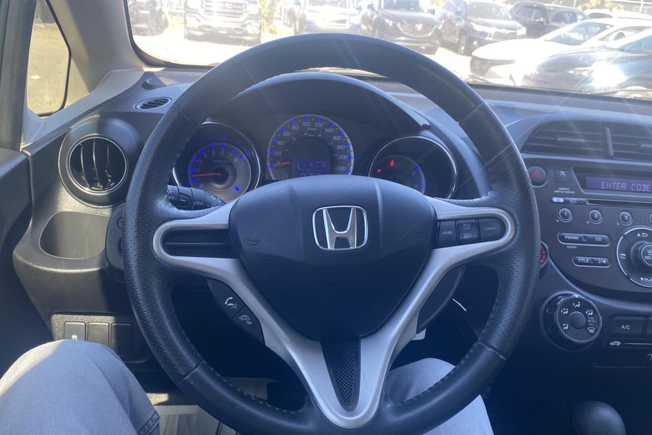 2012 Honda Fit Sport-Rebuilt title - Photo #23