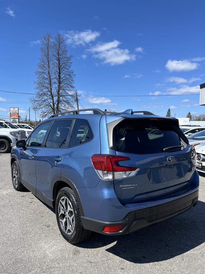 2019 Subaru Forester TOURING Photo2