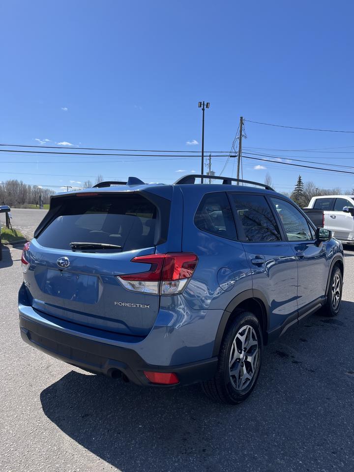 2019 Subaru Forester TOURING Photo