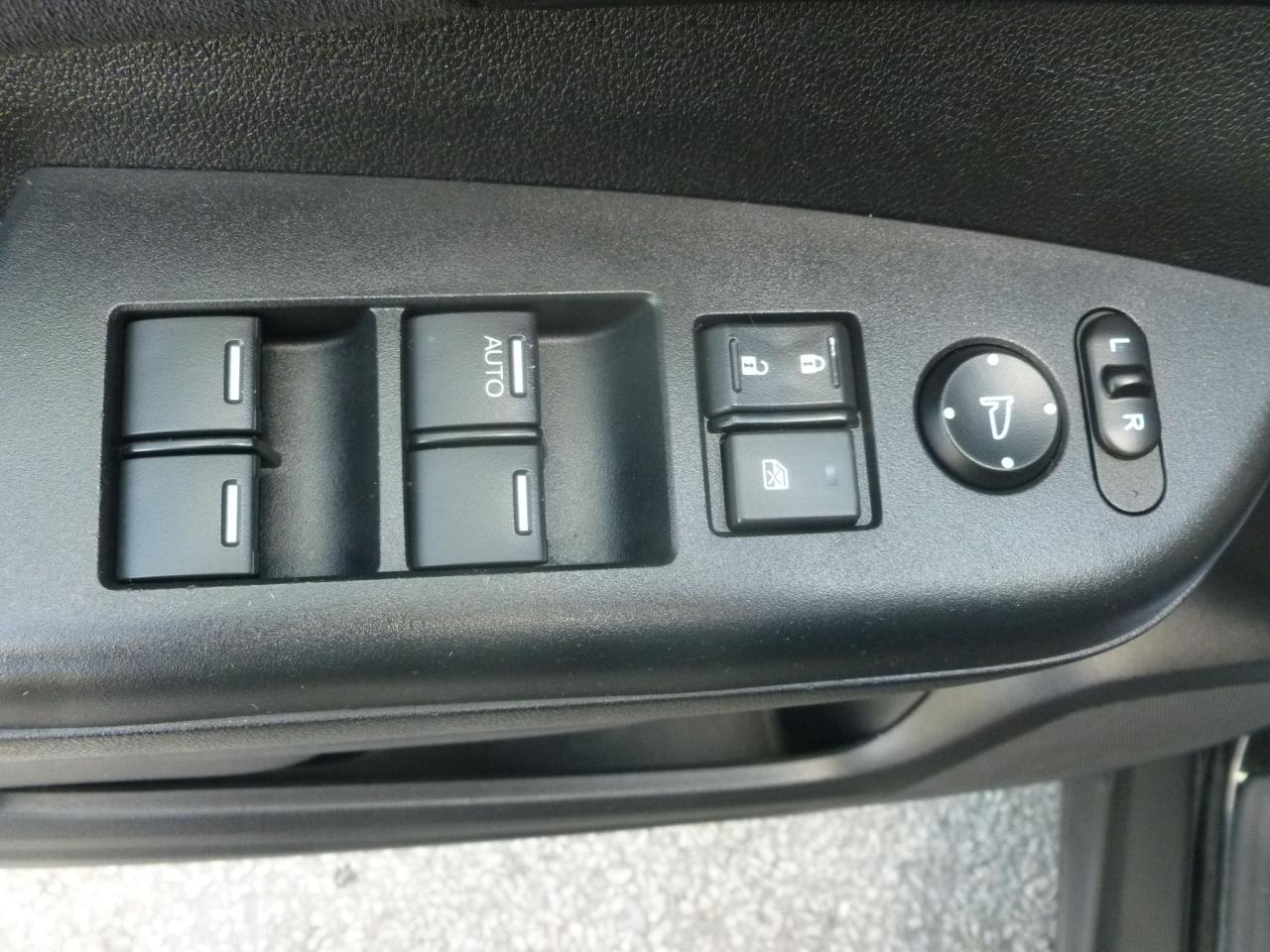 2012 Honda CR-V EX - Photo #6