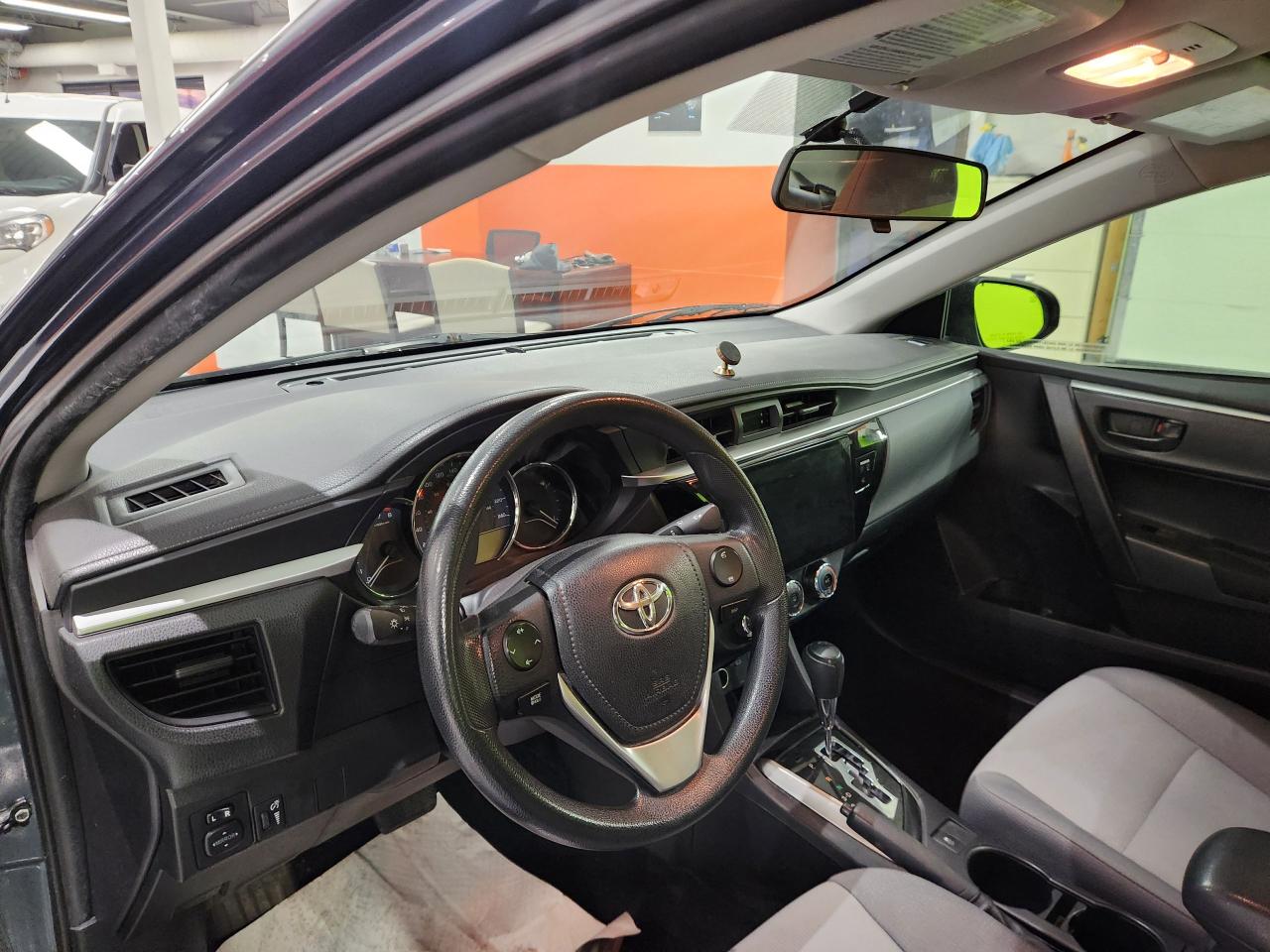 2015 Toyota Corolla CE Auto Air Rear Camera Great Shape - Photo #28